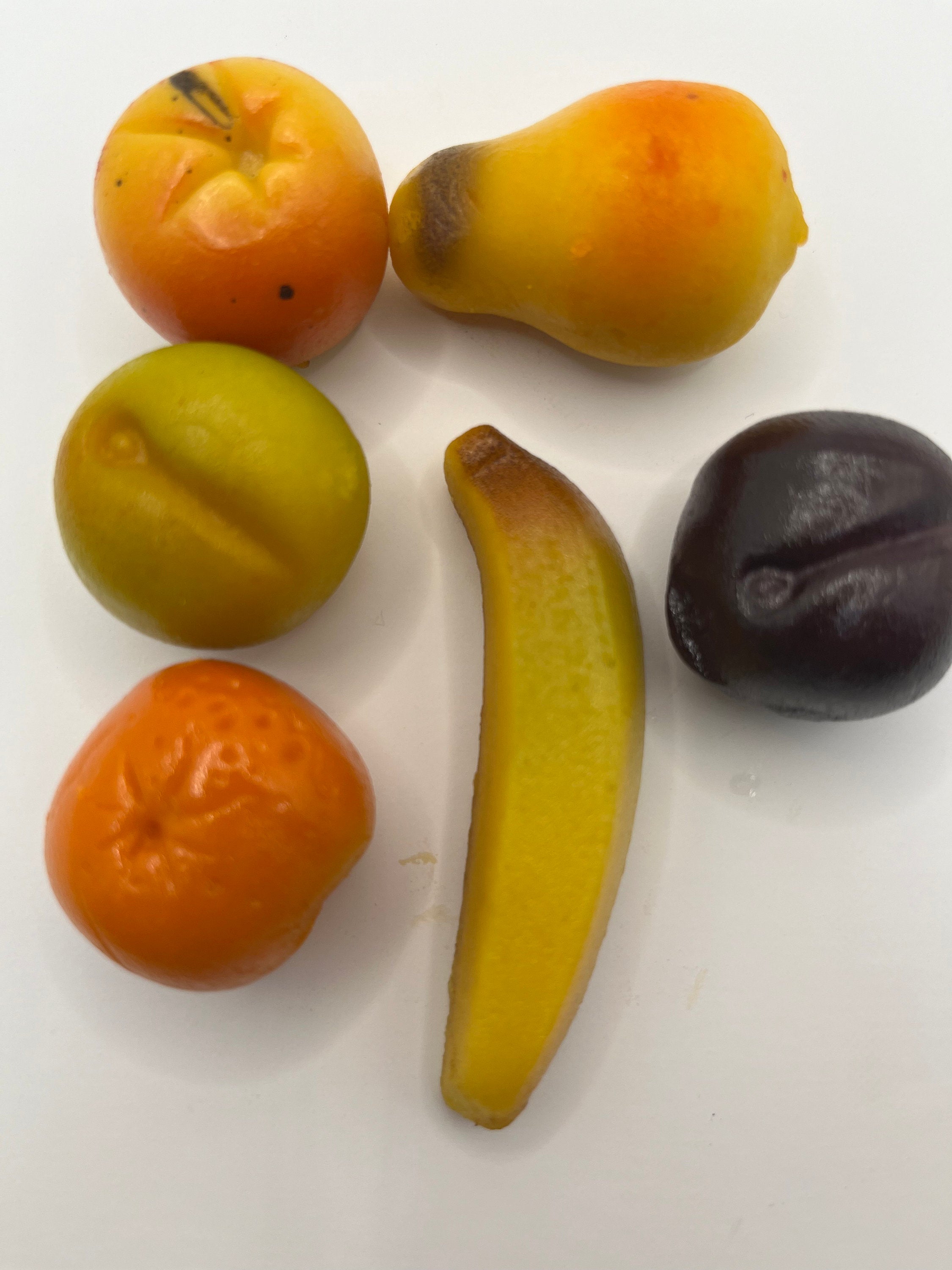 DELICIOUS Marzipan Fruits / 150g Assortment fruits /  perfect gift